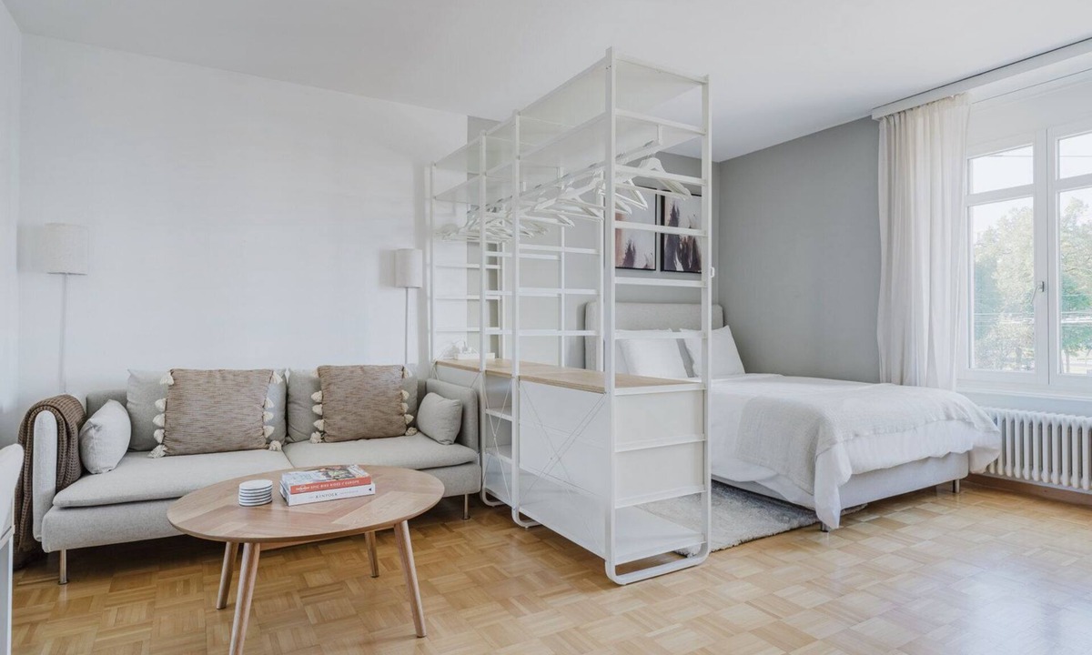 Hard Apartment | Blueground | Hard, fully furnished & ready