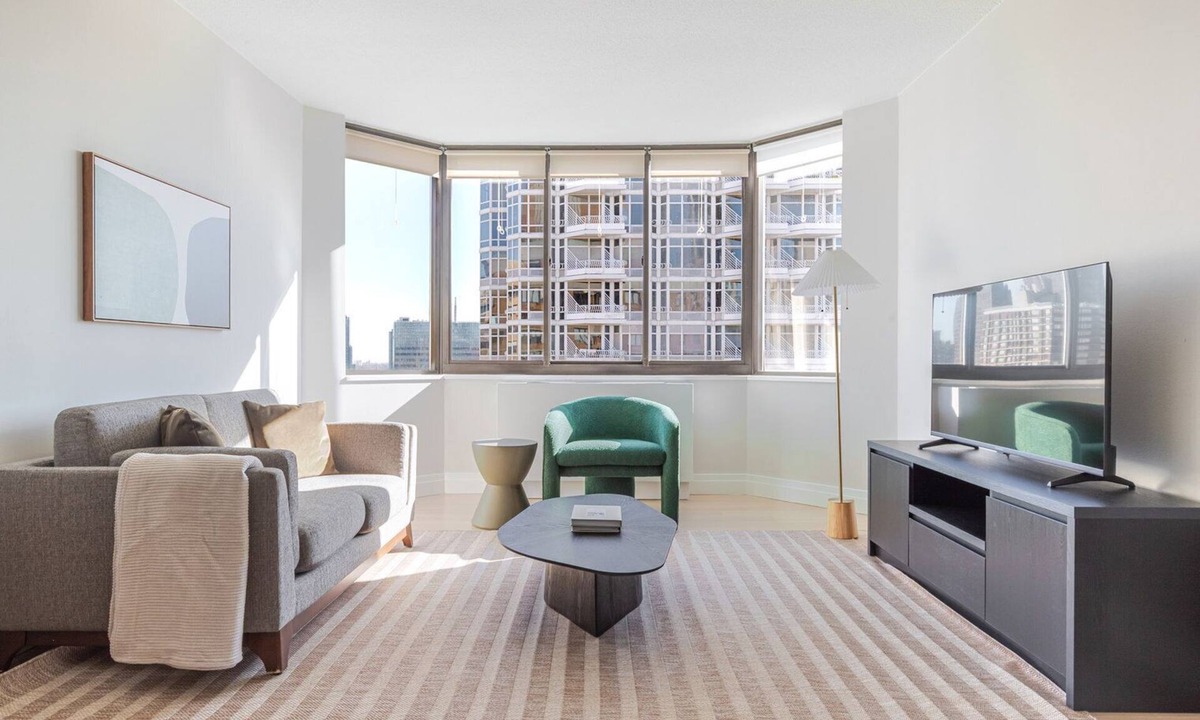 Kips Bay Apartment | Blueground | Manhattan, indoor pool, nr Empire State