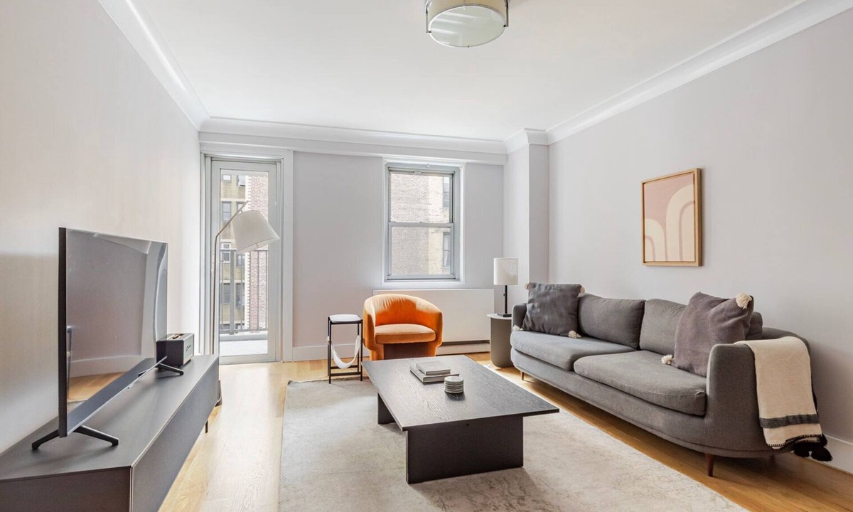 Manhattan Valley Apartment | Blueground | Manhattan Valley, AC, nr park