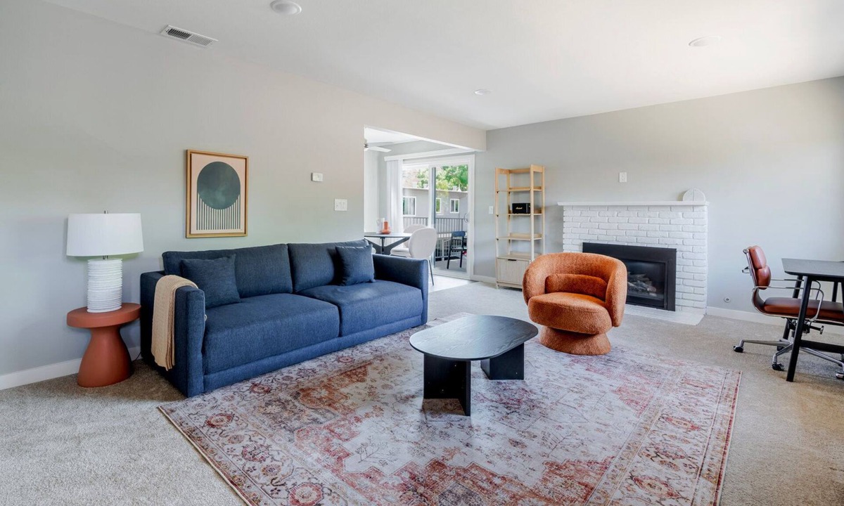 Midtown Apartment | Blueground | Midtown, pool, nr Municipal Park