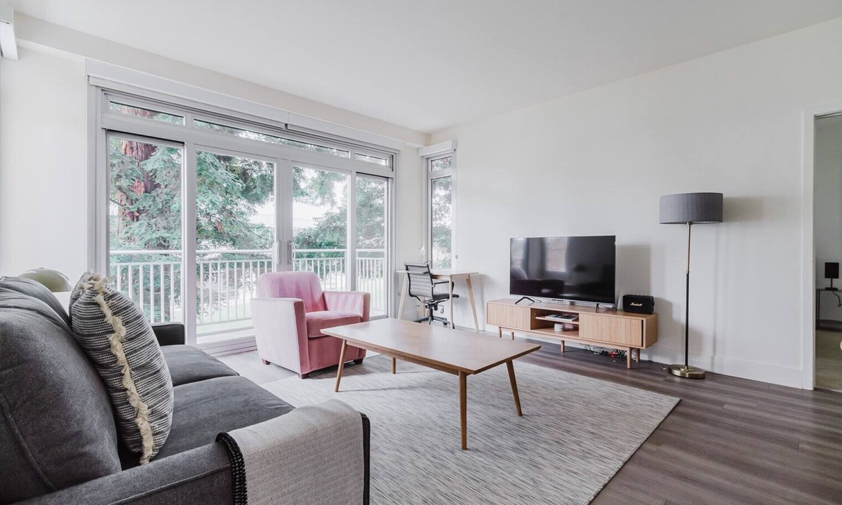 Mountain View Apartment | Blueground | Mountain View, pool & w/d, near tech