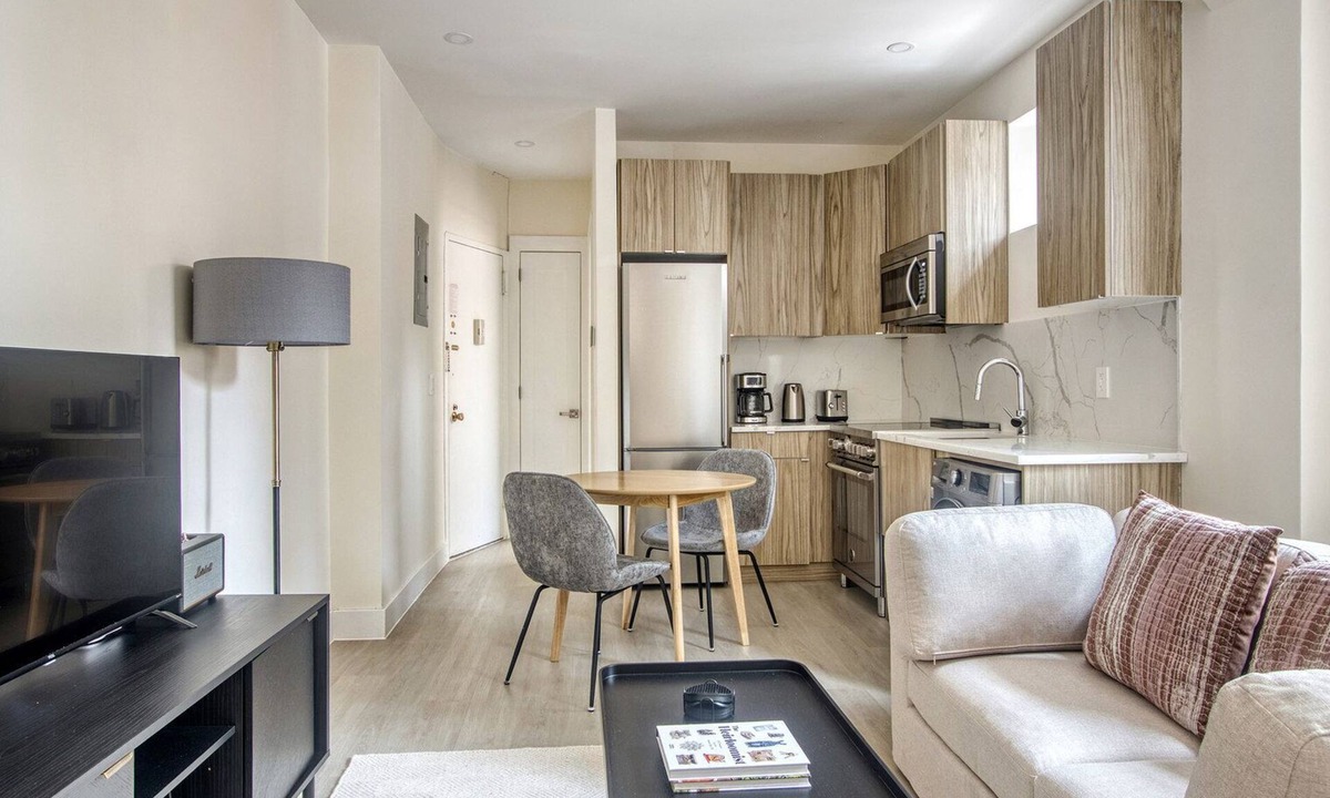 Midtown East Apartment | Blueground | Murray Hill, washer, nr Bryant Park