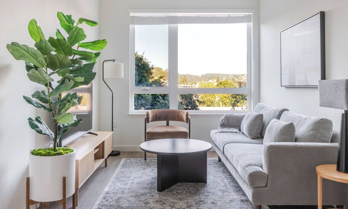 Old San Leandro Apartment | Blueground | Old San Leandro, BBQ, nr Lake Chabot