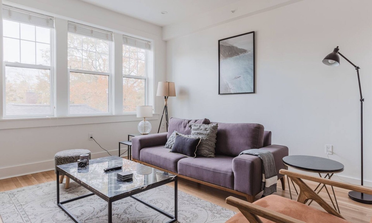 Agassiz Apartment | Blueground | Porter Square 1bd apartment