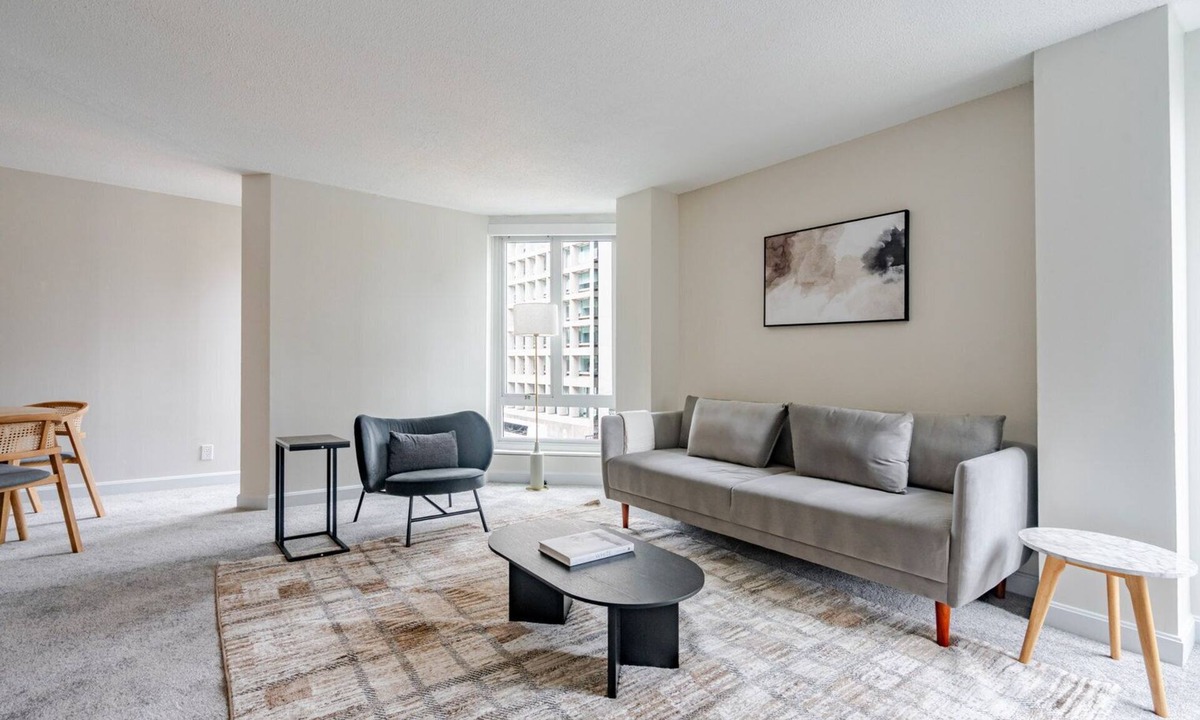 Prudential - St. Botolph Apartment | Blueground | Prudential, pool & w/d, nr plaza