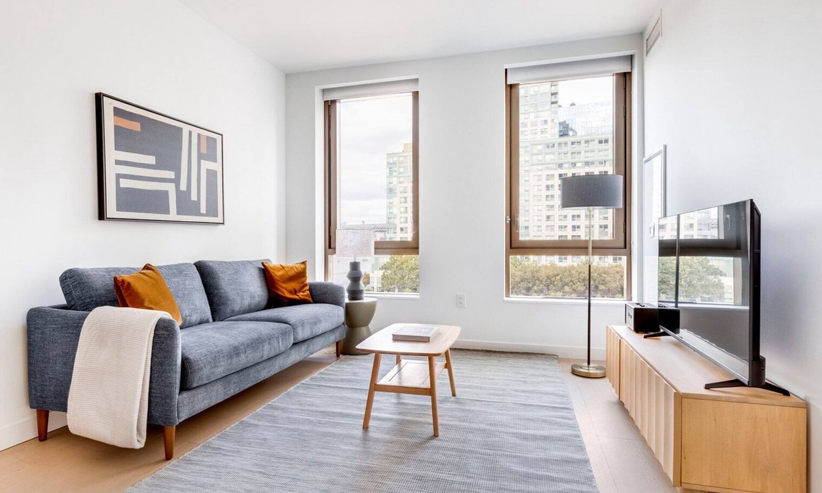 Williamsburg Apartment | Blueground | South Williamsburg, view, nr East River