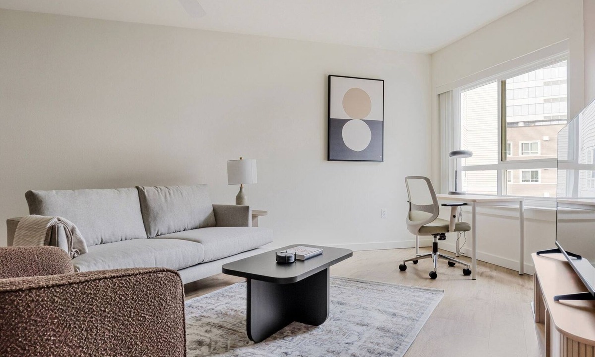 West Bellevue Apartment | Blueground | West Bellevue, rooftop, nr Bellevue Park