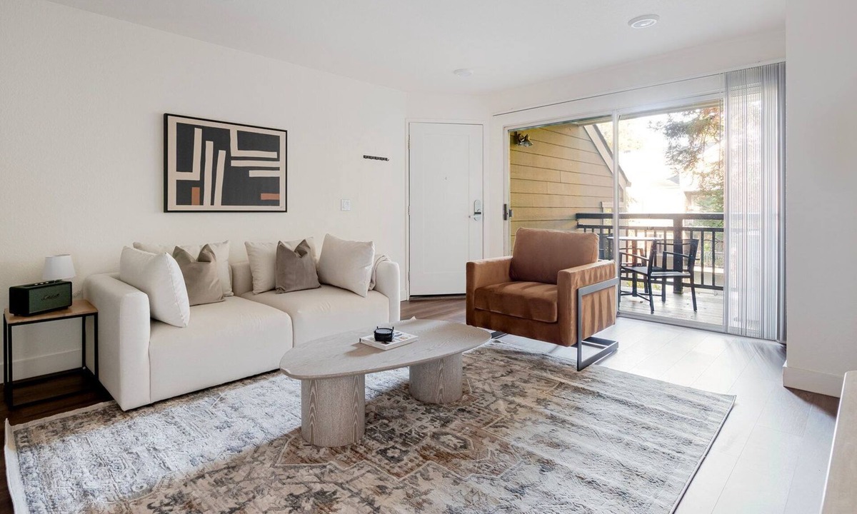 Santa Clara Apartment | Blueground | Winchester, pool, nr Central Park