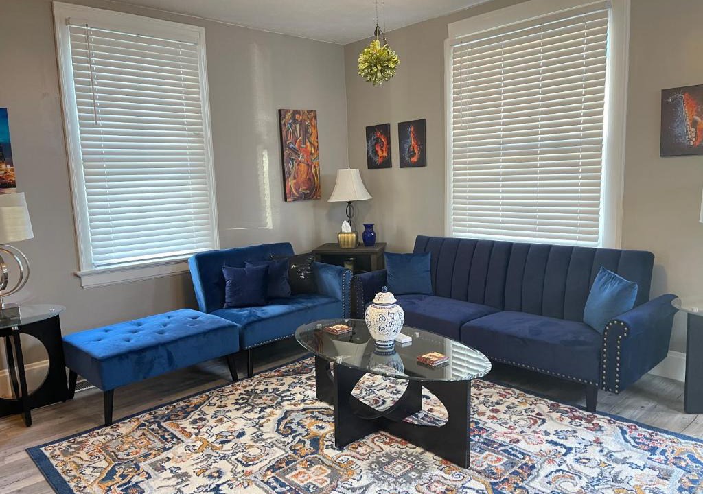 Hamilton House | Blues House