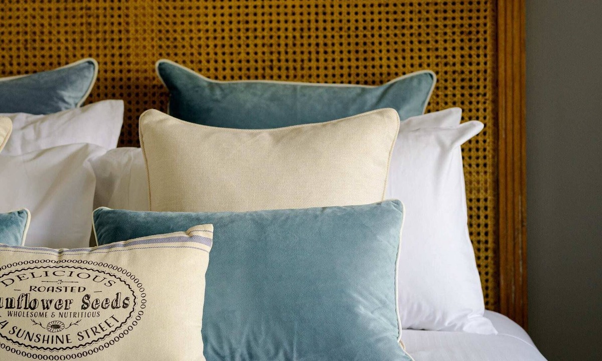 Glenroi House | Bluestone Cottage | Character & Class