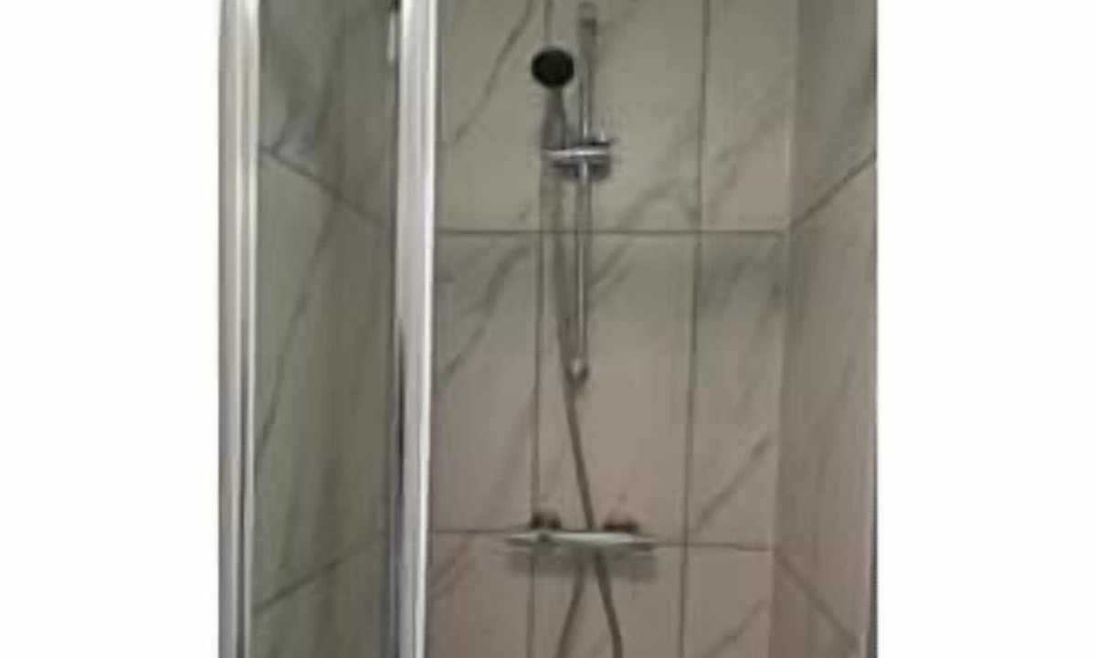 Greenhithe House | Bluewater House - Immaculate 4-Bed in Greenhithe