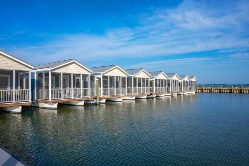 Chincoteague House | Blufin Bungalows & Marina