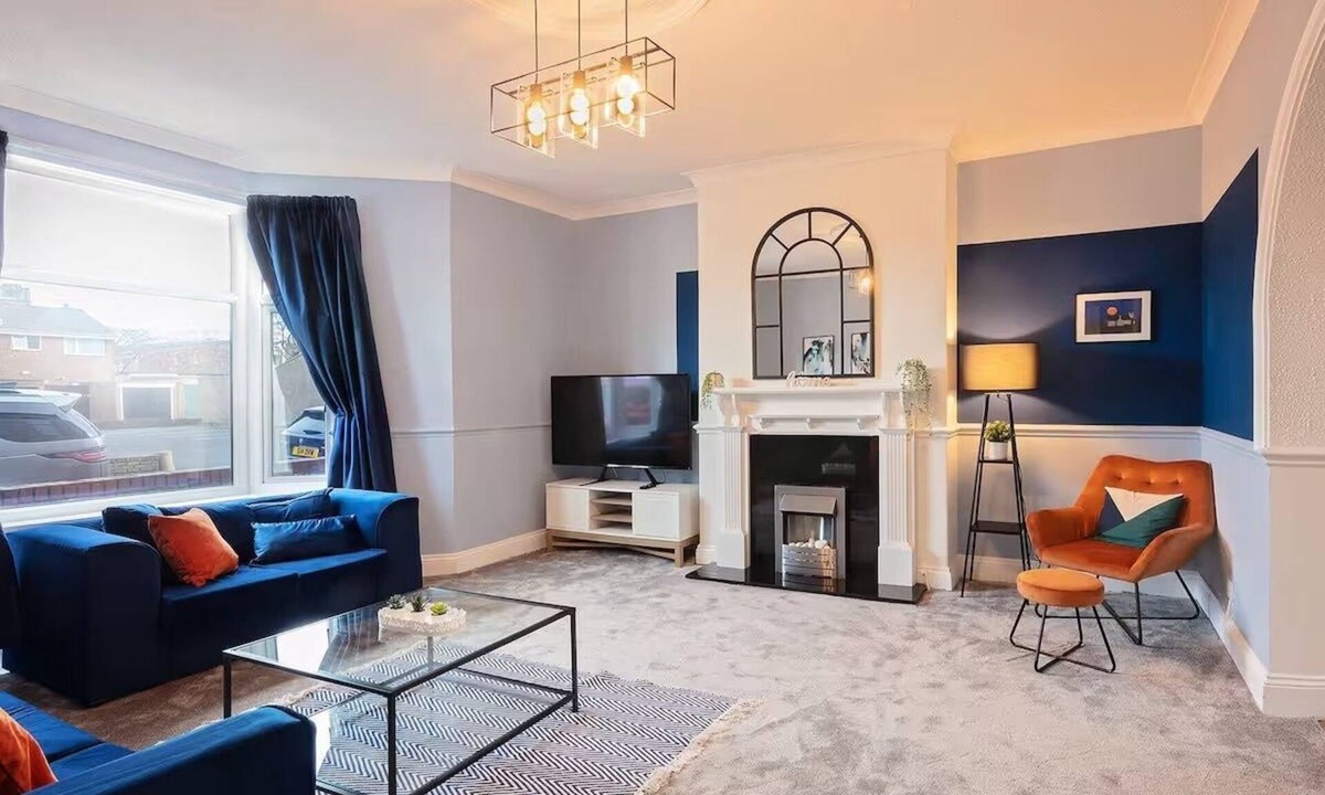 Blyth House | Blyth Beach Retreat Great for Contractors