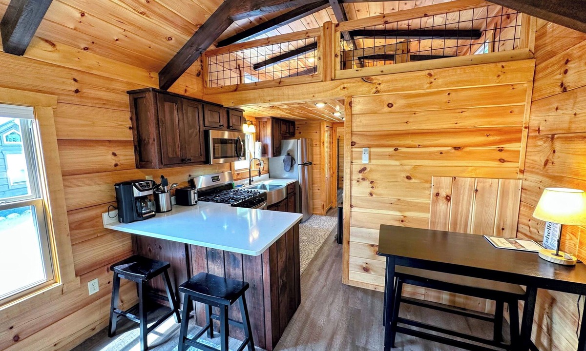 Twin Mountain Cottage | Bmv6 Tiny Home Topline