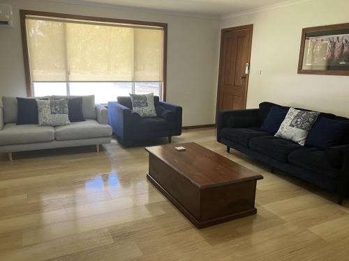 Hay Villa | BnB on Brunker