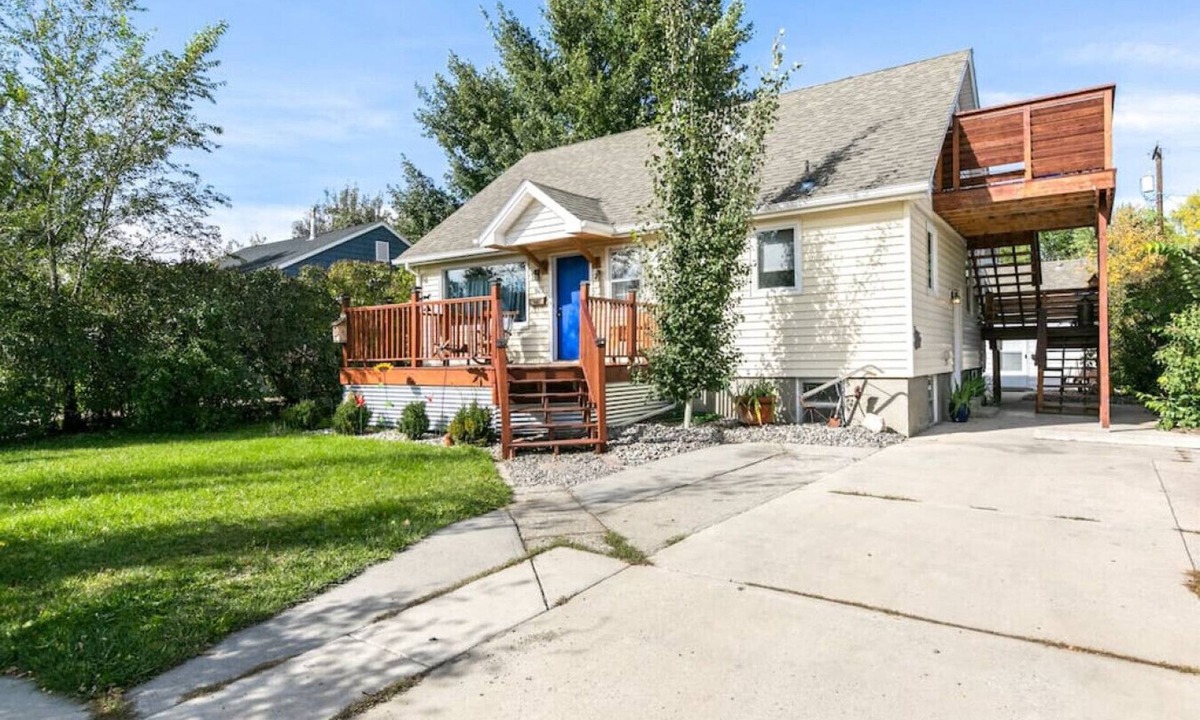 Central - Terry House | Bo`s Multi-Family/Group Sanctuary with Hot tub