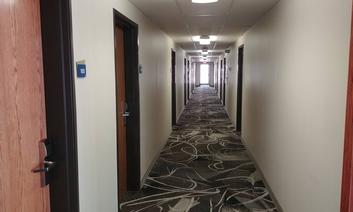 Broken Bow Hotel | Boarders Inn & Suites by Cobblestone Hotels – Broken Bow