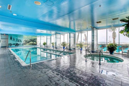 Northeast Virginia Beach Hotel | Boardwalk Resort and Villas