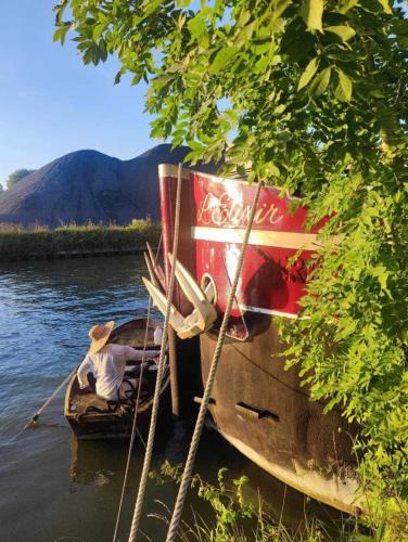 Thourotte Boat Rental | Boat adventure 1hr from Paris