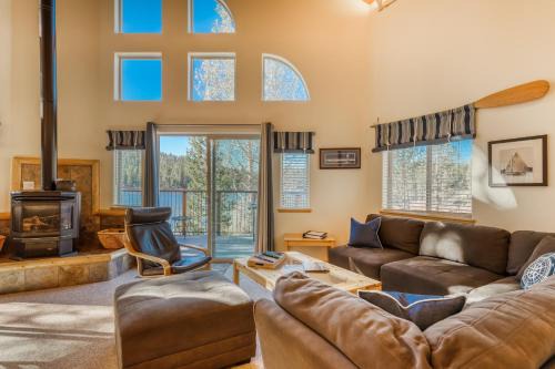Serene Lakes House | Boat House