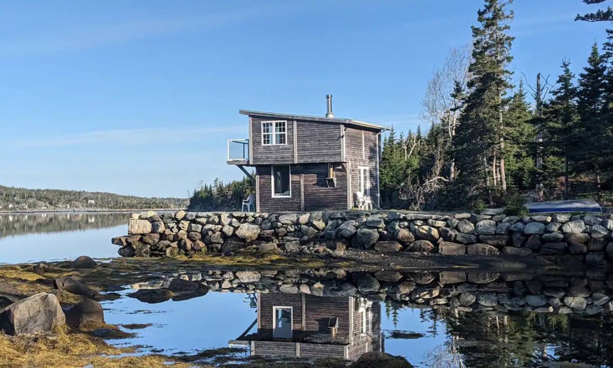 Halifax County Cabin | Boathouse Forested Oceanside Retreat