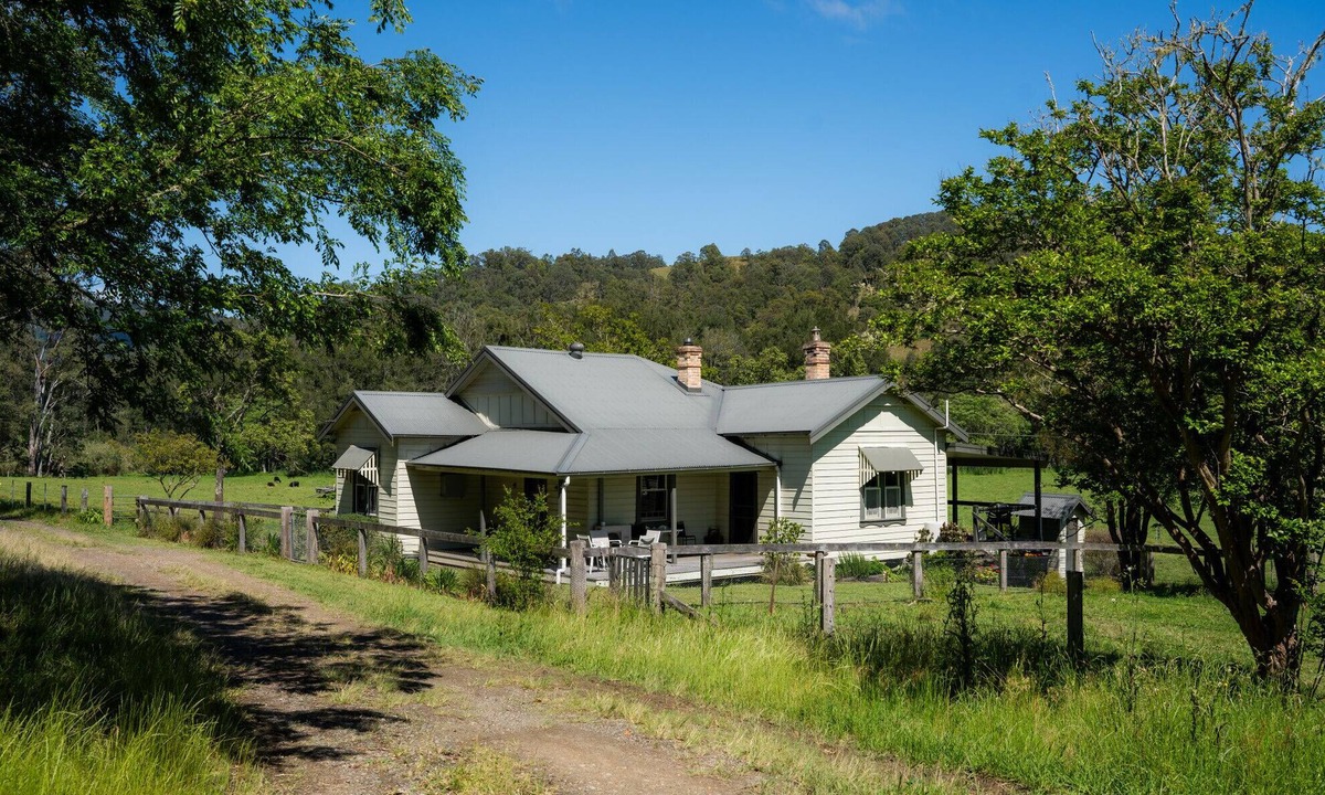 Eccleston House | Bobby's Country Rental