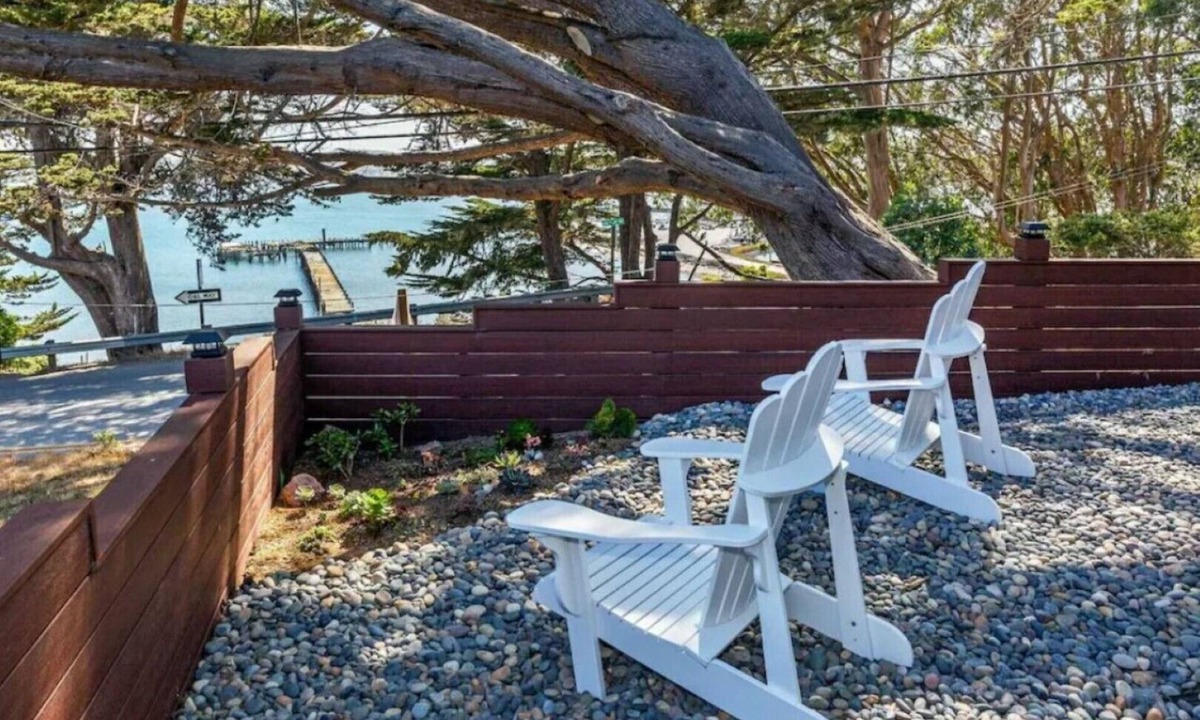 Old Town House | Bodega Bay Beach Bungalow