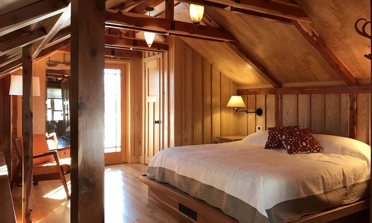 Mountain Home Cabin | Bodenhammer Cabin - Mountain Home Arkansas