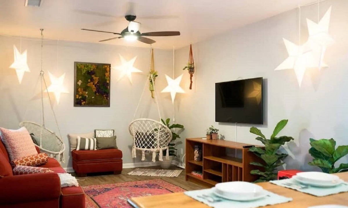 St. Johns House | Bohemian Flat