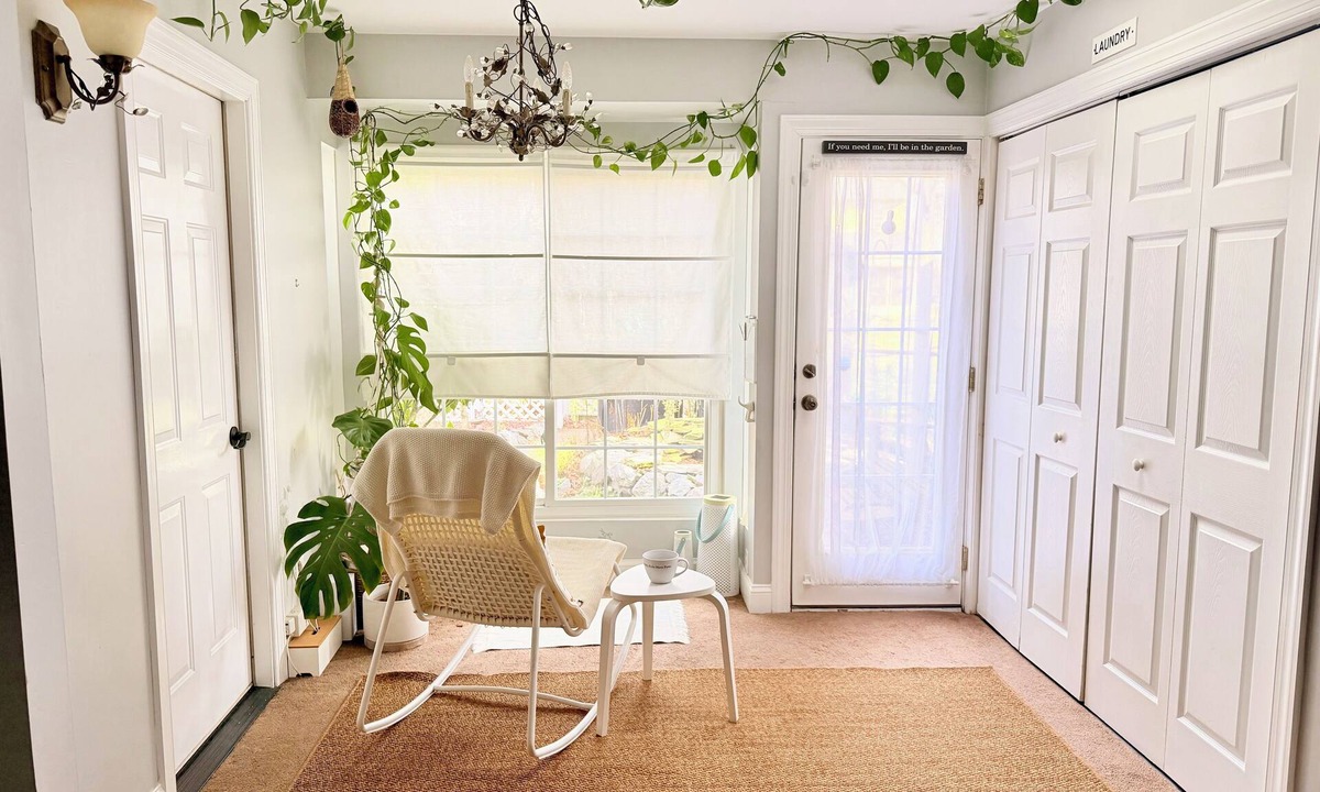 Newark House | Bohemian Minimalist Haven