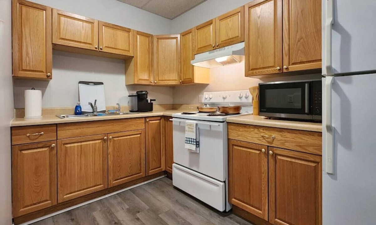 Indian Orchard Apartment | Bohemian modern treasure