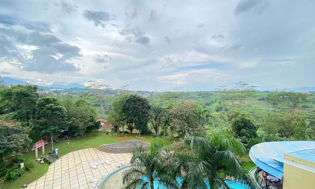 Ciburial House | Bohemian Spacious 2Br Apartment At Marbella Suites Dago Pakar Bandung
