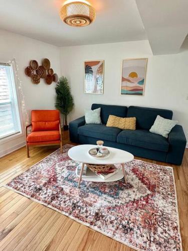 Logan Square Apartment | Boho Bliss - 1Br, 1Bath w/Patio!