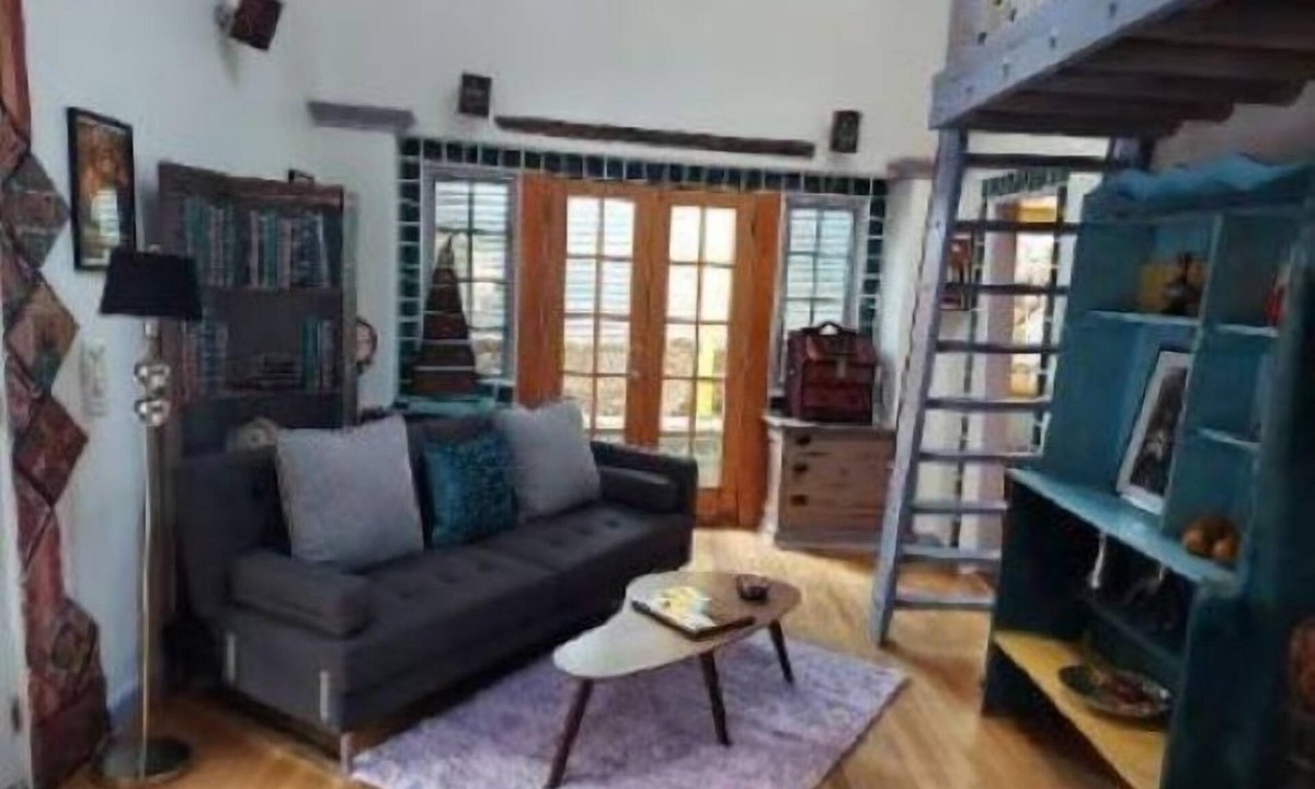 Bisbee Cabin | Boho hip bungalow in Old Bisbee