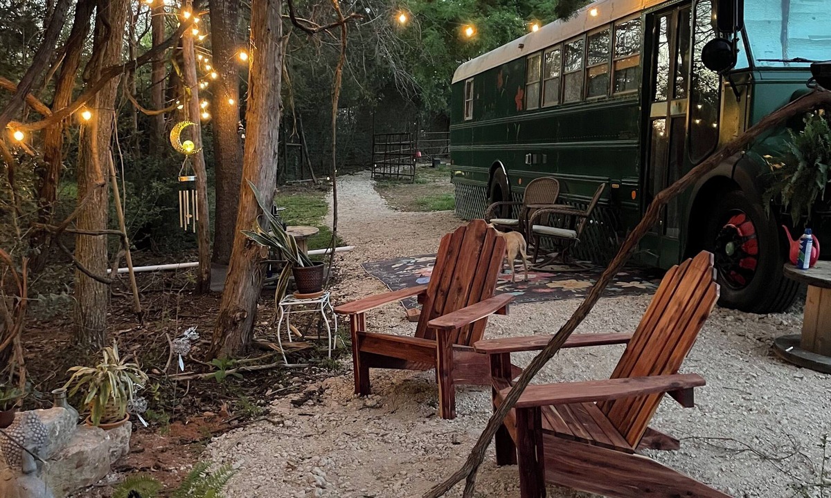 Rusk House | Boho schoolie in the Piney Woods!