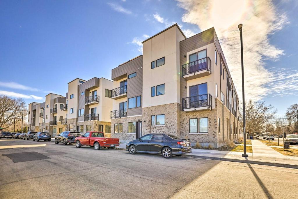 Veterans Park House | Boise Townhome with Rooftop Deck, 2 Mi to Downtown!