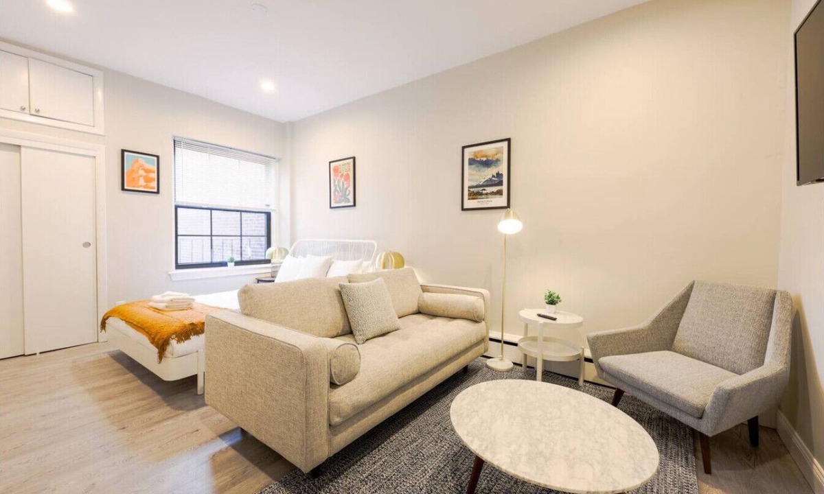 Prudential - St. Botolph Apartment | Bold & Spacious Studio | Back Bay