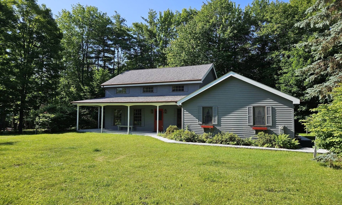 Bolton Landing House | Bolton Landing - 4 Bdrm Vacation Rental
