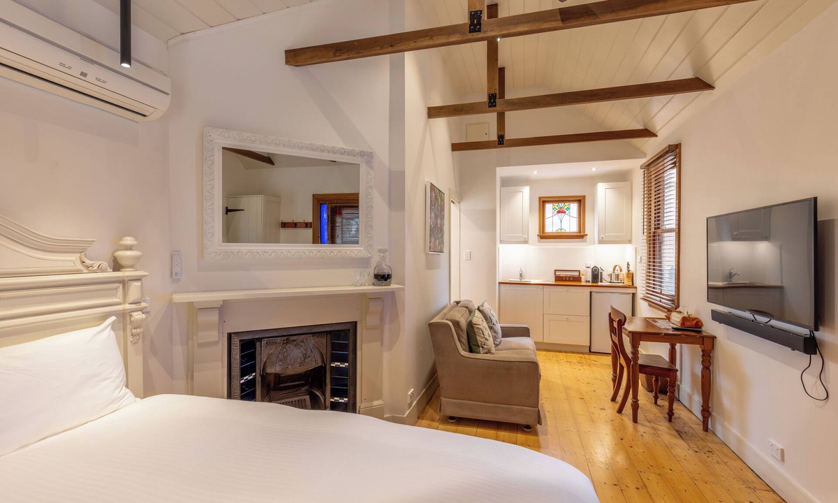 Sale Hotel | Bon Accord