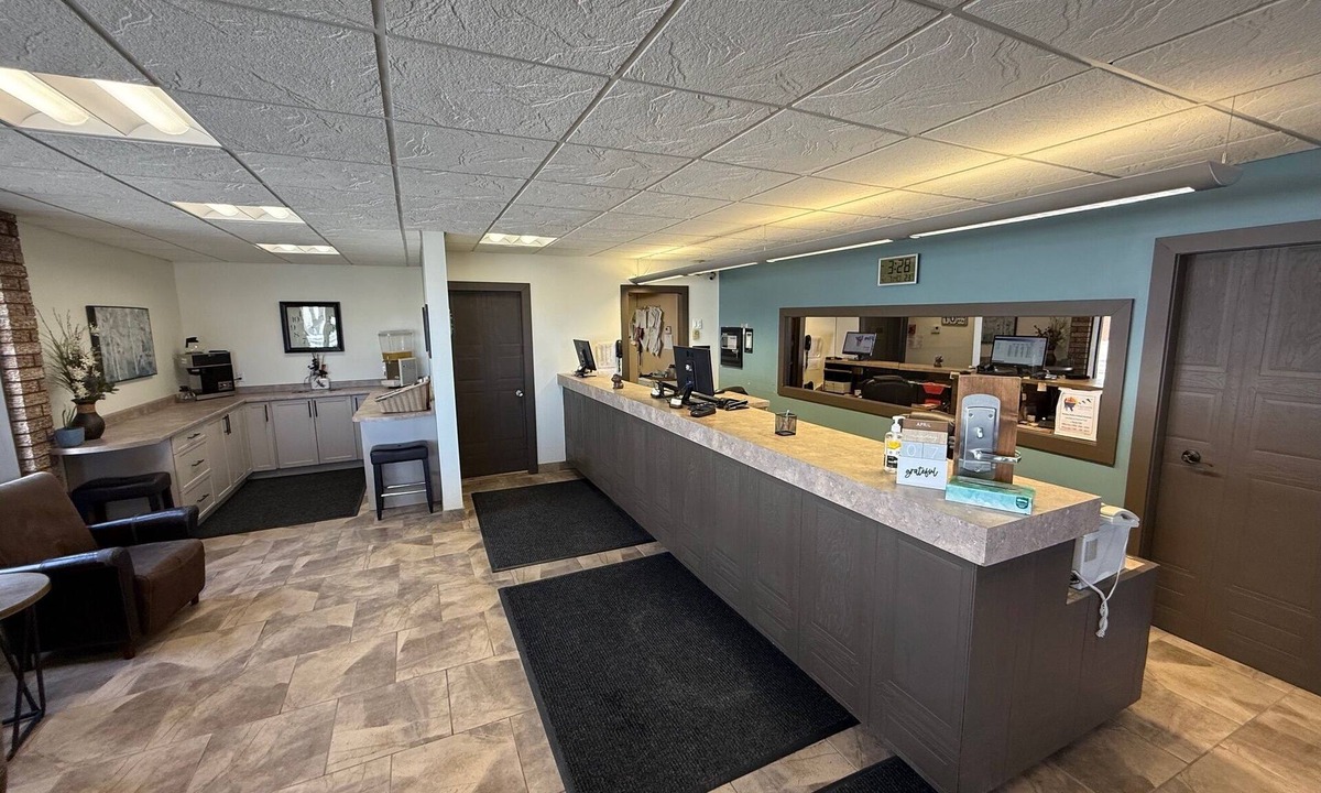 Timmins Hotel | Bon Air Motel