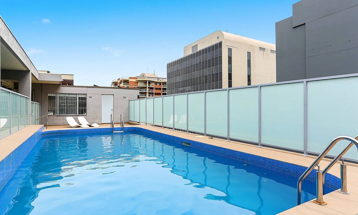 Bondi Junction Apartment | Bondi Beach Stay! Amazing pool!