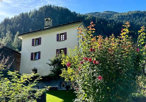 Promontogno Apartment | Bondo Bergell