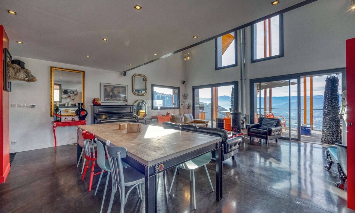 Saint-Jean-le-Vieux Villa | Bonheur et Belvédère