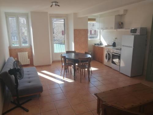 Saint-Julien-Molin-Molette Apartment | Boni