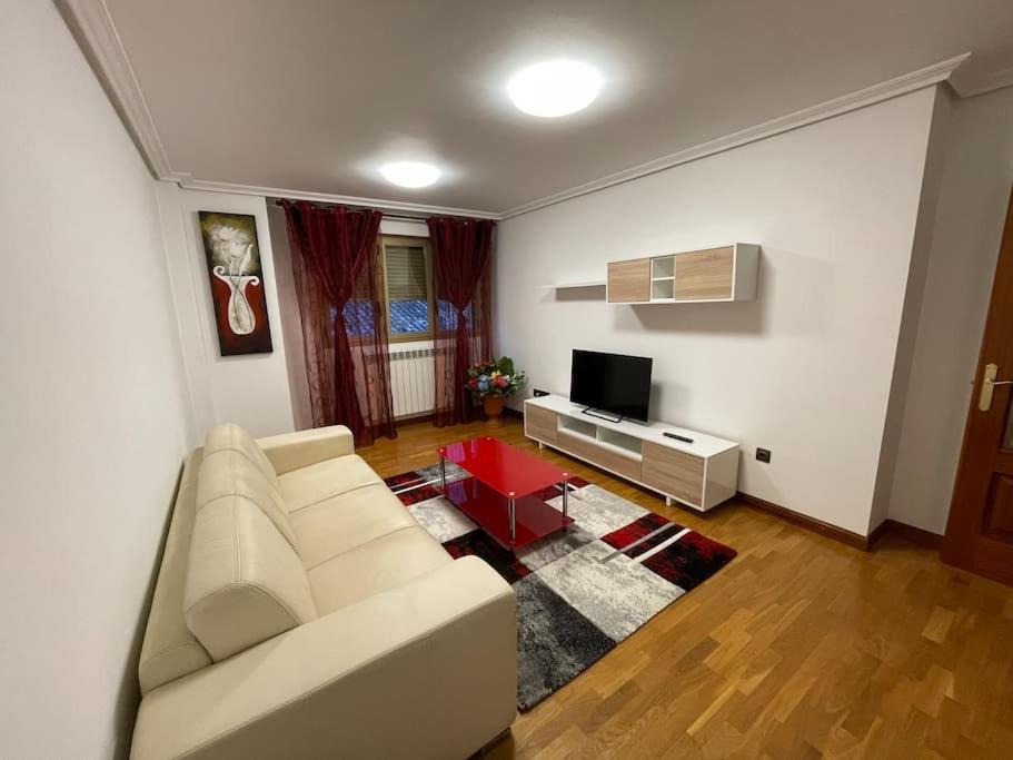 Najera Apartment | Bonito piso con aparcamiento a pie de la calle .
