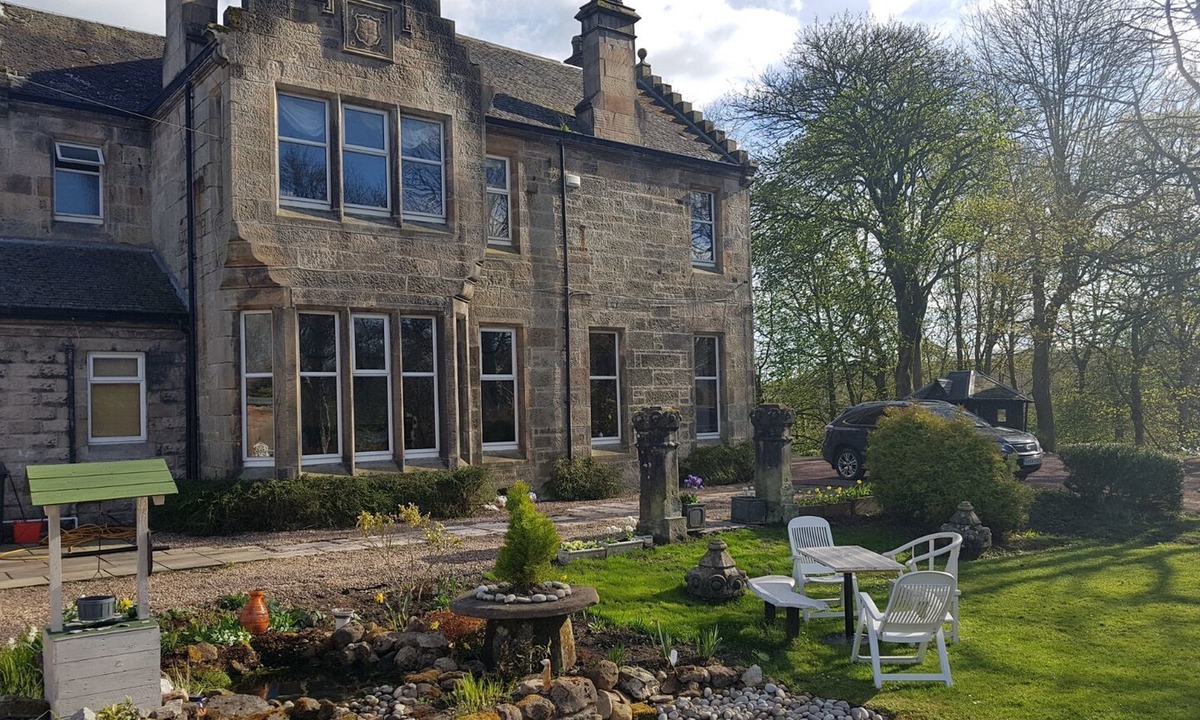 Wishaw Hotel | Bonkle House