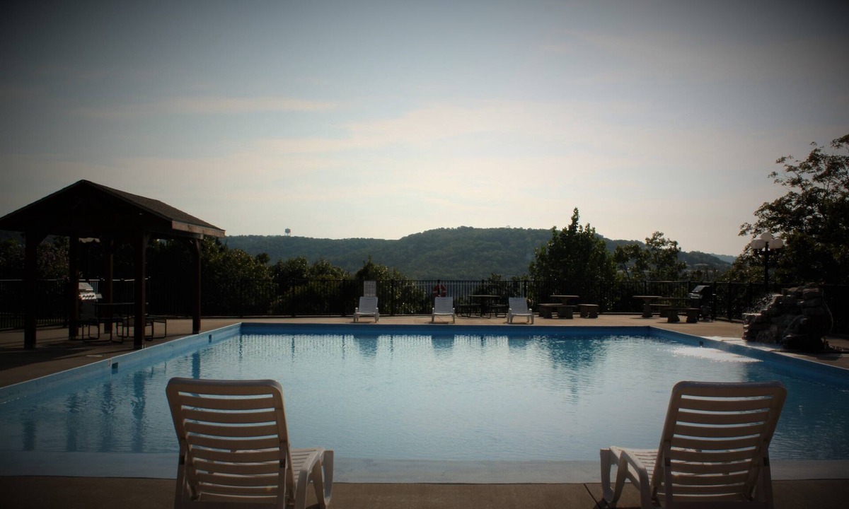 Indian Point Condo | Book Rockwood 3 king bdrm with Direct lake access, close to SDC