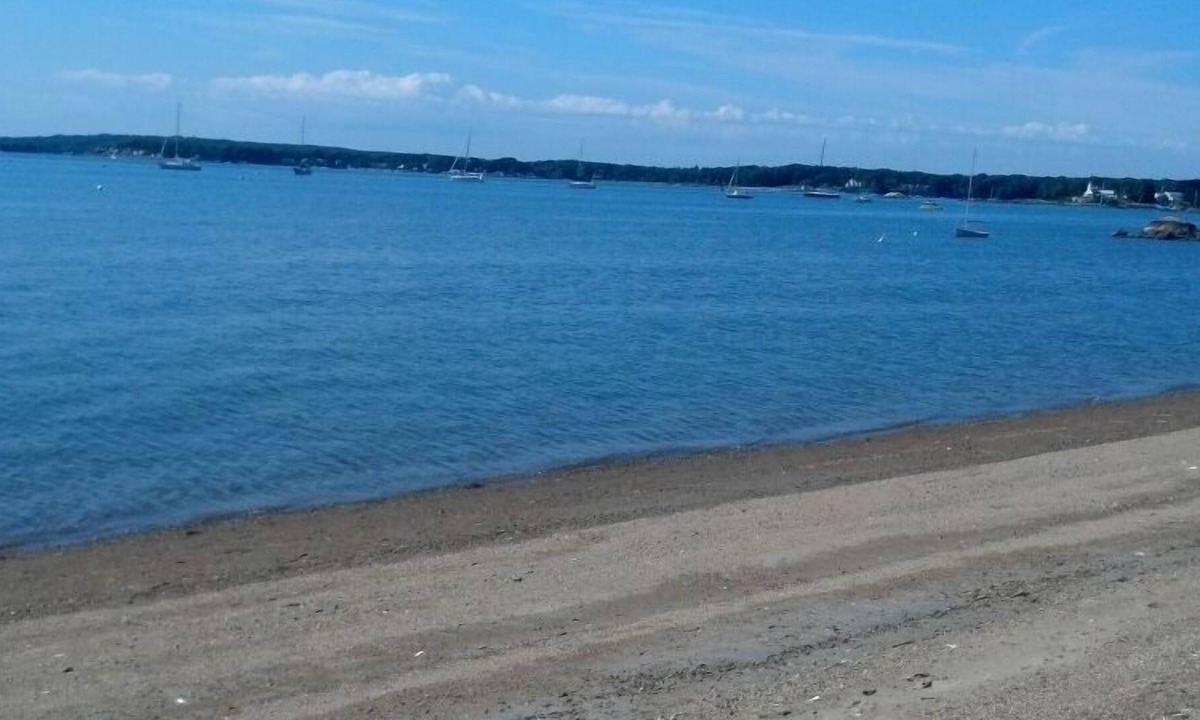 North Kingstown House | Booking for Summer 2024.