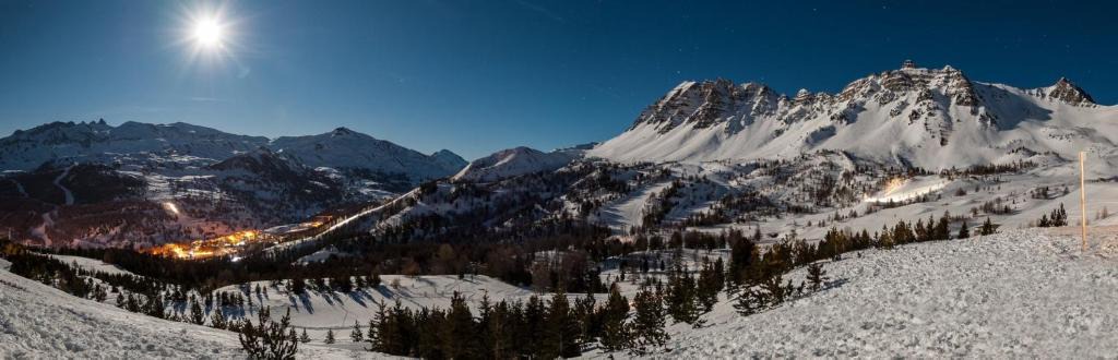 Les Claux Apartment | Boost Your Immo Vars Centre Vars 95