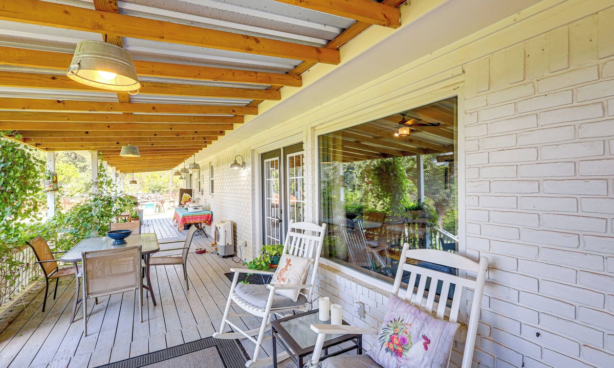 Valley Mills House | Boqsue River Valley Views! 3-Acre Country Home